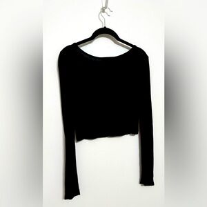 Nollie Black Long Sleeve Crop Top